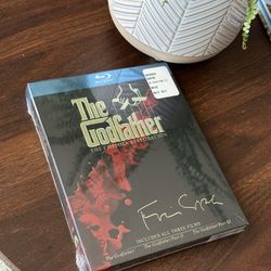🎬 The Godfather Trilogy – The Coppola Restoration – Blu-ray Box Set – Brand New Sealed – $25 FIRM