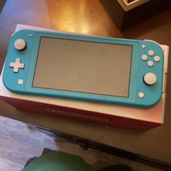 Nintendo Switch Light 