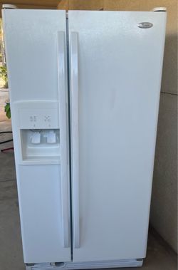 Whirlpool Side by Side Refrigerator & Freezer