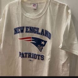 Brand New Size Large New England Patriots Shirt