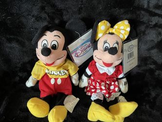 Disney Spirit Of Mickey And Minnie Beanie Set 