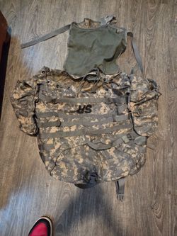 Large military rucksack no frame