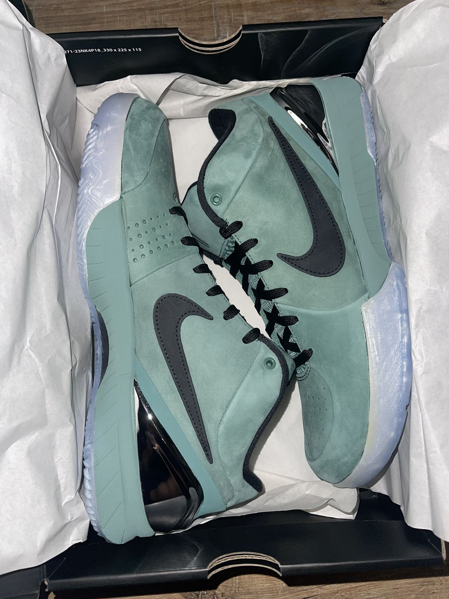 Nike Kobe 4 Proto “Girl Dad”