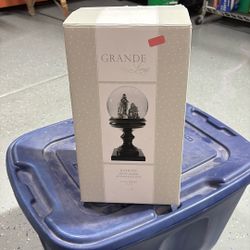Grande Living Snow globe 