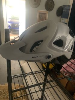 Oakley DRT Mountain Bike helmet