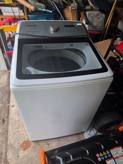 Samsung 5.2 cu. ft. High-Efficiency Large Capacity Smart