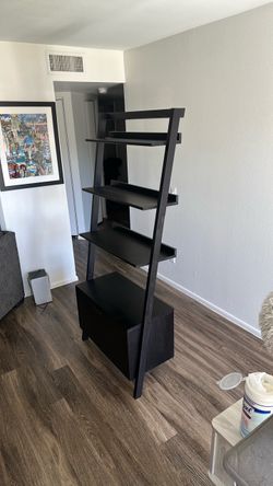 Slanted Book Shelf