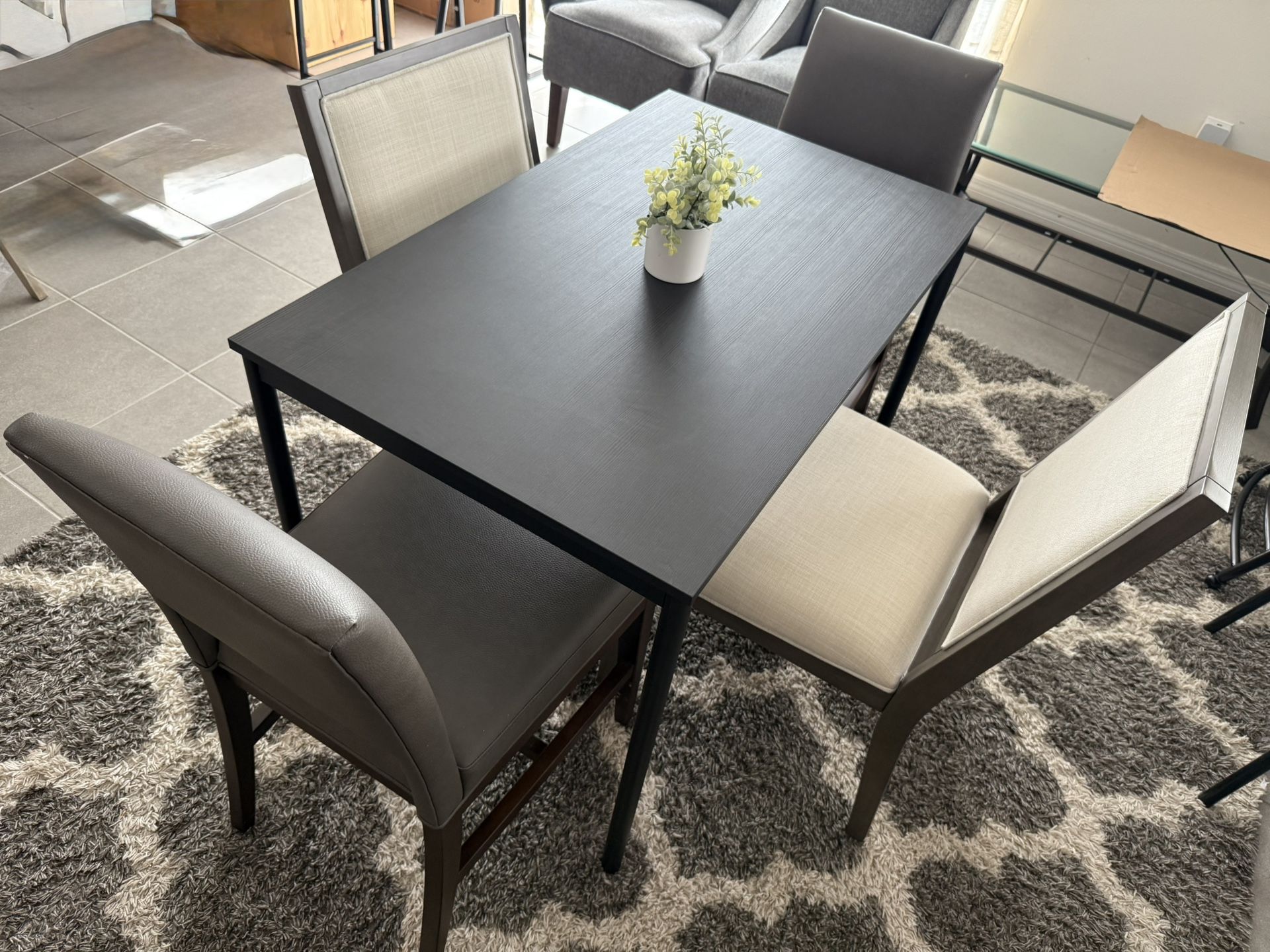 Dining table with four chairs 