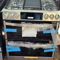 New Gas Kitchen 5 Burners, Double Oven General Electric