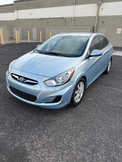 2012 HYUNDAI ACCENT CLEAN TITLE
