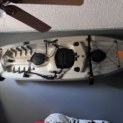 Lifetime Tamarack 100  Brand New Kayak 