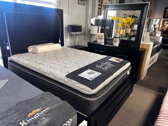 Beautiful bedroom set! $1799 🏠🚨