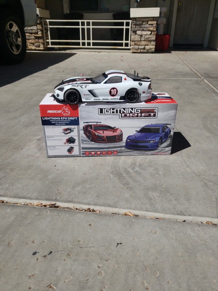 DODGE VIPER SRT 10 RC 1:10th Brushed Electric Drift Car "Price Is Firm"