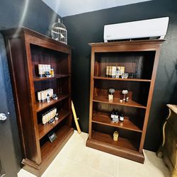 2 Wood bookshelves 