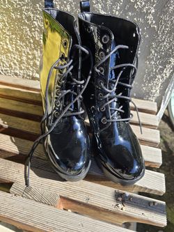 Patent Leather Chunk Heel Boots 9.5 women