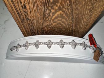 8” Clover Moissanite D VVS1 Bracelet