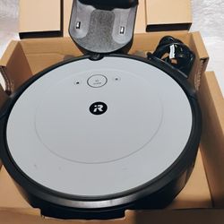 iRobot Roomba I1 Robot Vacuum Cleaner 