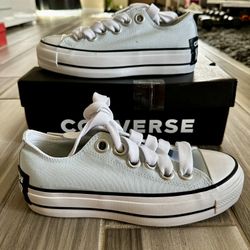 Women's Converse Chuck Taylor All Star Lift Platform Casual Shoes - Size 7, 8