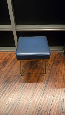 Navy Blue Velvet-Look Vanity Stool with Gold Legs | Beauty Studio Accent Seat