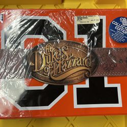 Dukes of Hazzard 1969 Dodge Charger GENERAL LEE & Collectors Tin New Sealed 2010