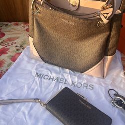 Michael Kors Purse Set