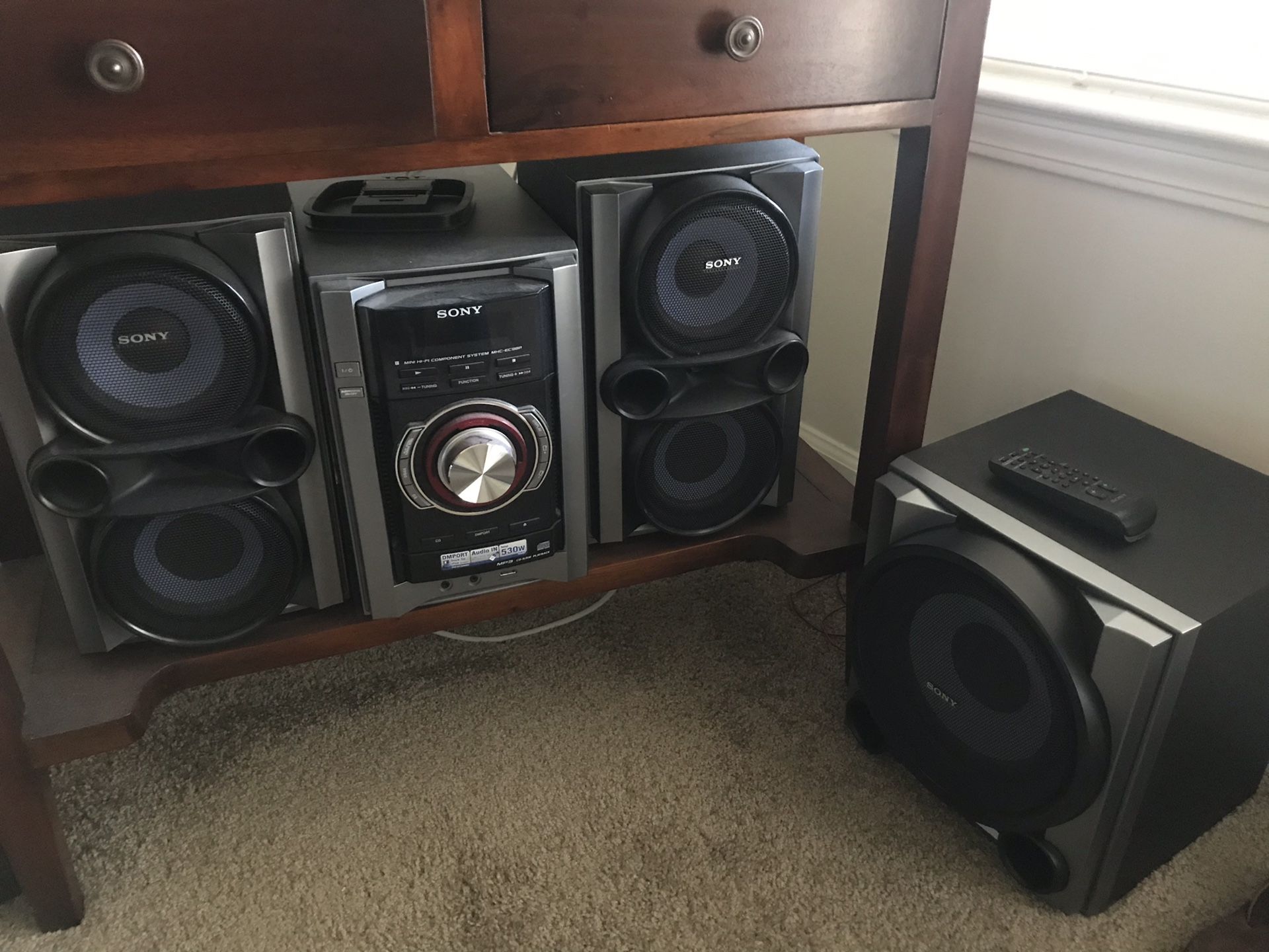 Sony CD, MP3, Radio shelf system w/ sub woofer, receiver and remote