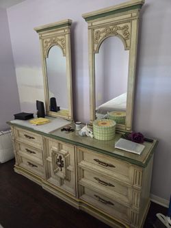 Antique Dresser Set