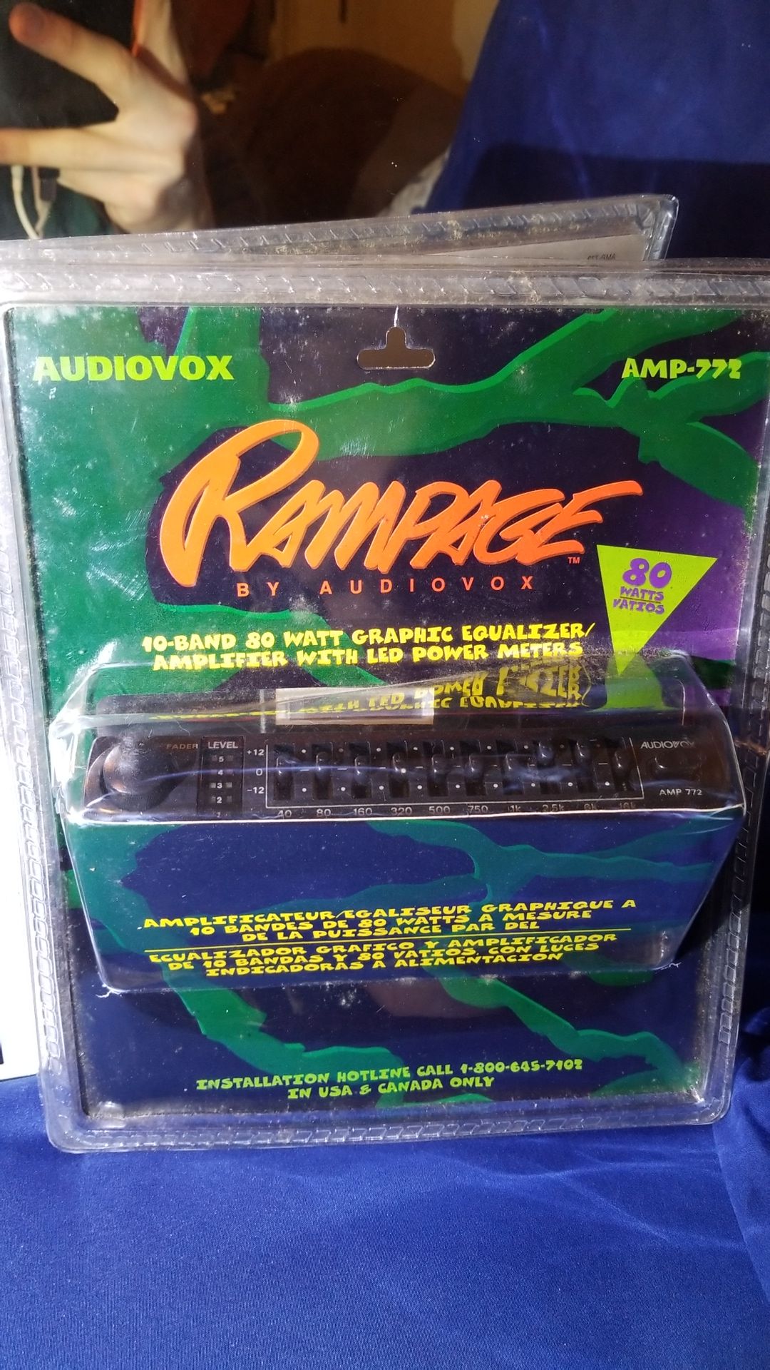 Audiovox rampage amp-772 10 band 80 watt graphic equalizer / amplifier with led power meters