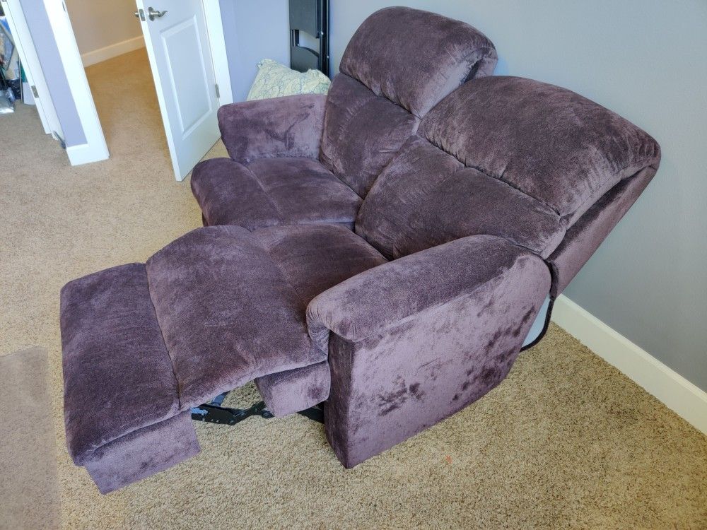 Recliner Couch - Great Condition