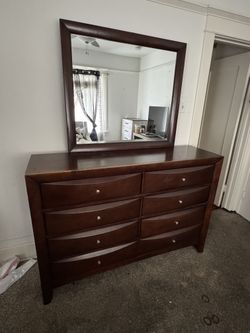 8-Drawer Dresser & Nightstand Set with Mirror – Classic Look, Great Storage