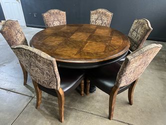 Round Wood Dining Table with 6 chairs