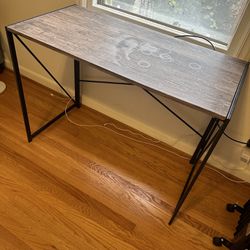 Foldable Computer Desk 