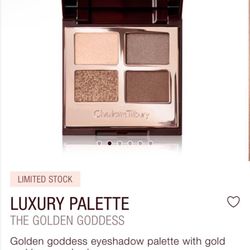Charlotte Tilbury eye shadow luxury palette