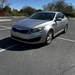 2012 Kia Optima EX - NEWER ENGINE (157k) - ICE COLD AC - $4,200 OBO
