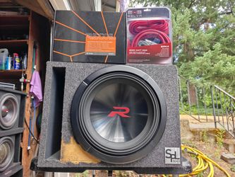 Alpine Type R 12 with ported box amp and wiring kit