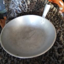 Aluminum Wok