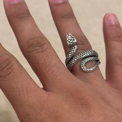 Adjustable Snake Ring
