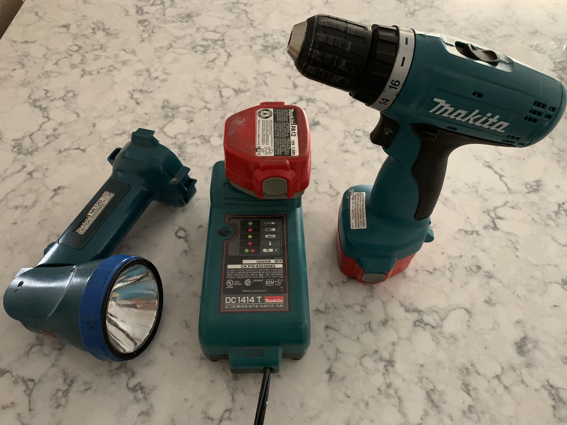 Makita drill set