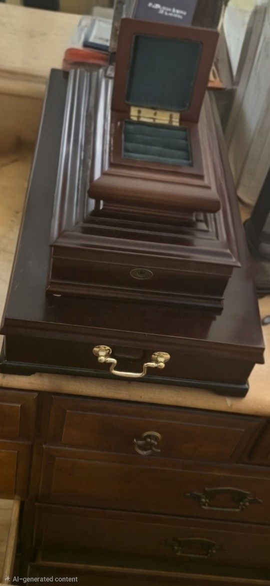 Mahogany Jewelry Box - Plays Music 🎶 