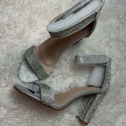 Sandalia Te Tacón Plata Números 8.5 /10/10.5 