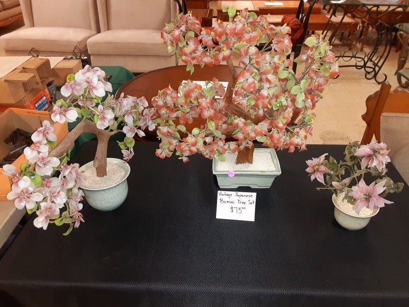 Beautiful Glass Japanese Bonsai Trees