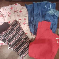 Victoria's Secret Pajamas Size Medium