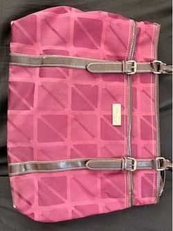 Nine & Co. Tote Purse – Burgundy/Pink Pattern