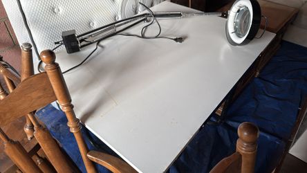 Drafting Table w/ Light