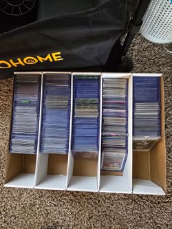 Large Lot of Sports Football Trading Cards