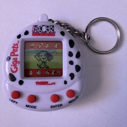 Tiger Electronics Giga Pet 2