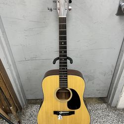 Takamine  1985 Acoustic Guitar G330