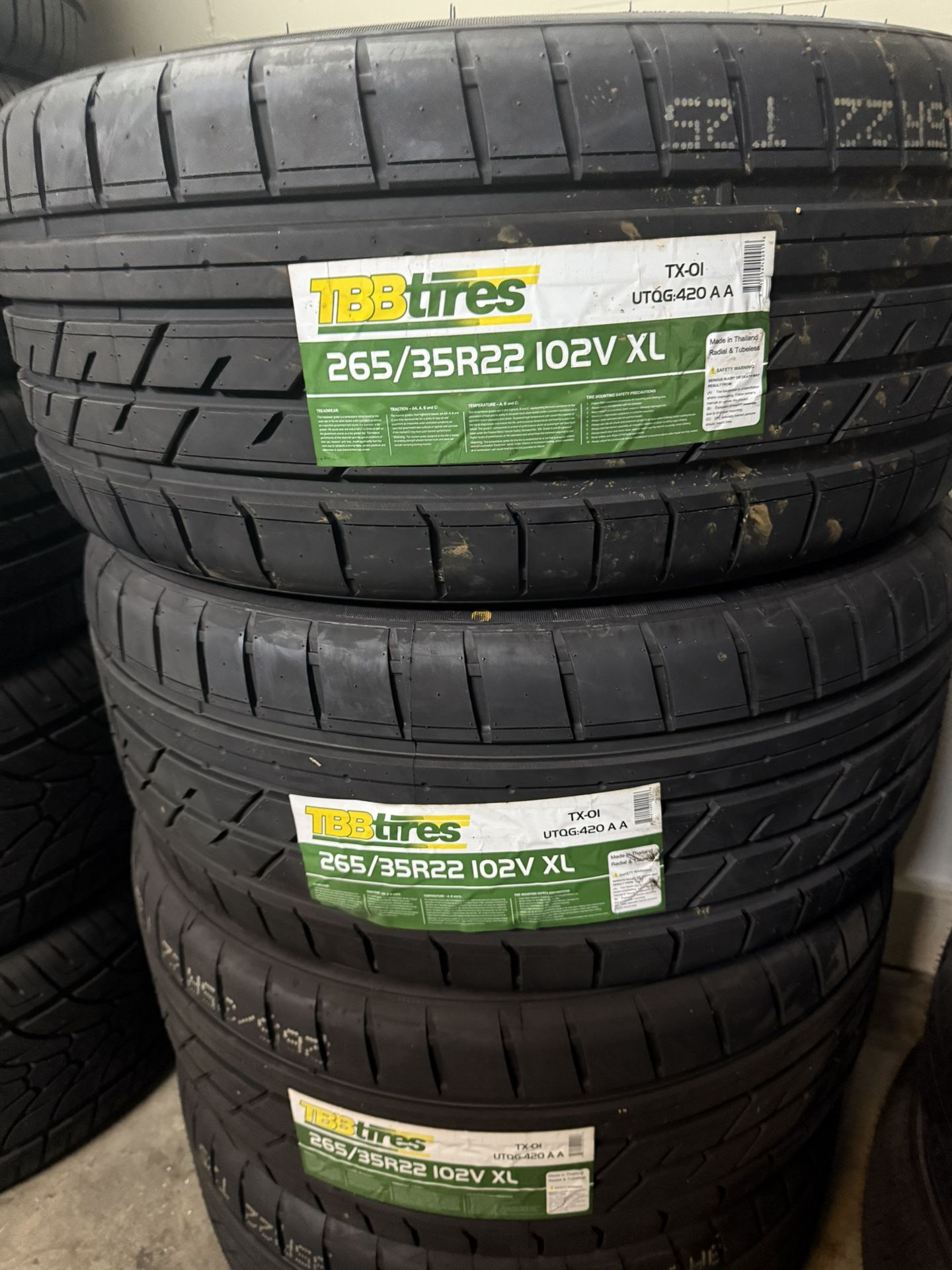 BRAND NEW TIRES 265/35r22 TBB FOR SALE SET OF 4 TIRES $490 WITH INSTALLATION AND BALANCING