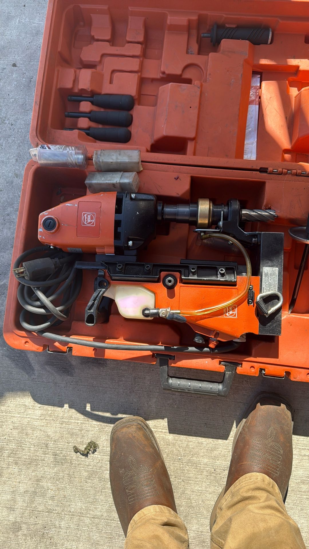 Use normal wear Magnetic Fein drill good working condition