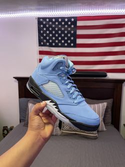 Jordan 5 Retro UNC University Blue Size 10.5 $260 Pick Up Only Moving Selling A Lot Of My Shoes